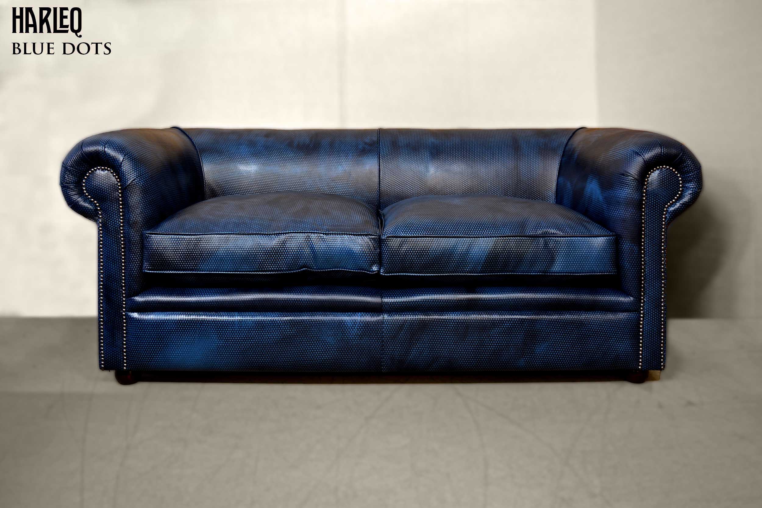 Chesterfield sofa-modern-leather-blue-design-pois